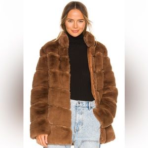 NWT - LaMarque Maren Faux Fur Jacket in Mink Brown - Size M